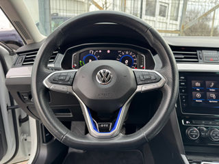 Volkswagen Passat foto 9