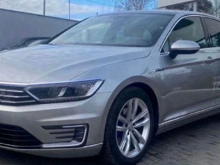 Volkswagen Passat foto 4