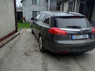 Opel Insignia foto 2