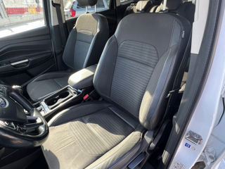 Ford Kuga фото 8