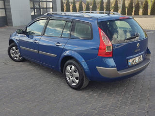 Renault Megane foto 5