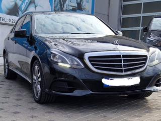 Mercedes E Class foto 2