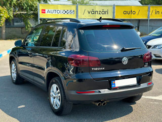 Volkswagen Tiguan foto 8