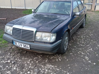 Mercedes Series (W124) foto 5