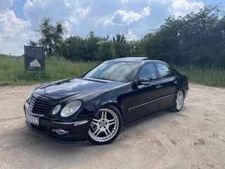 Mercedes E-Class