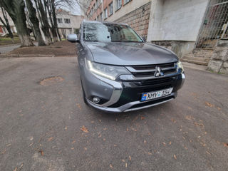 Mitsubishi Outlander foto 7