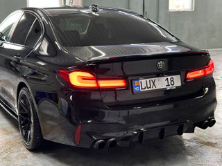 BMW 5 Series foto 6