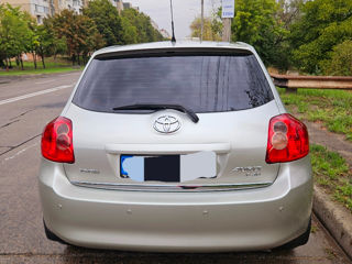 Toyota Auris foto 8