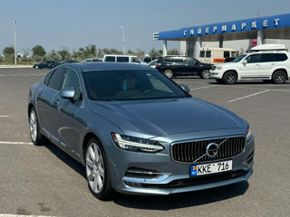 Volvo S90 foto 2