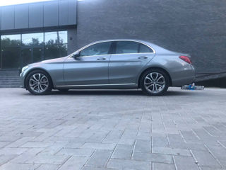 Mercedes C-Class foto 10