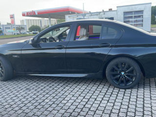 BMW 5 Series foto 8