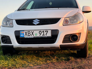 Suzuki SX4 foto 8