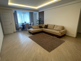 Apartament cu 3 camere, 100 m², Râșcani, Chișinău foto 3