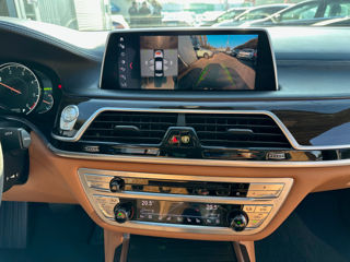 BMW 7 Series foto 10