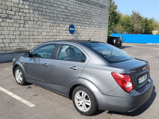 Chevrolet Aveo foto 9