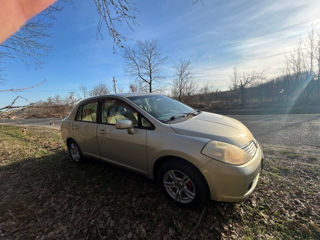 Nissan Tiida фото 3