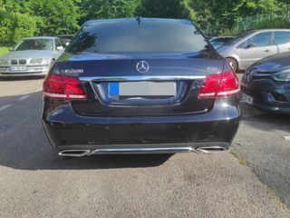 Mercedes E-Class foto 2