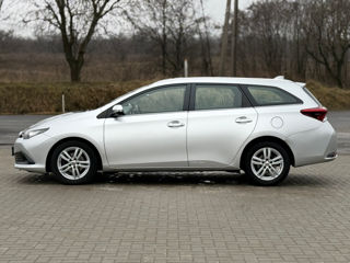 Toyota Auris foto 8