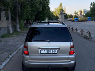 Mercedes M-Class foto 6