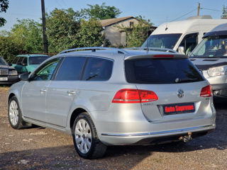 Volkswagen Passat foto 4