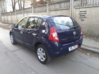 Dacia Sandero foto 3