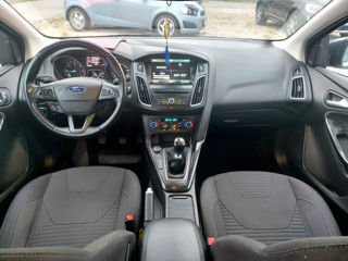 Ford Focus foto 8