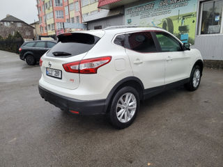 Nissan Qashqai foto 4