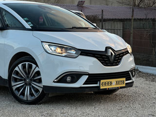 Renault Scenic foto 2