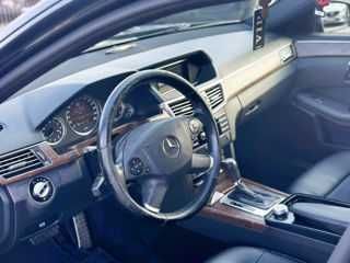 Mercedes E-Class foto 5