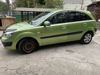 KIA Rio foto 2