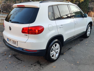 Volkswagen Tiguan foto 3