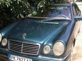 Mercedes E Class foto 2