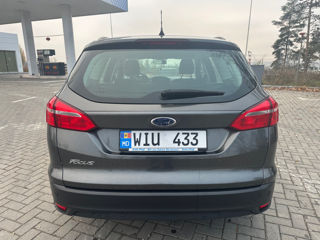 Ford Focus foto 6