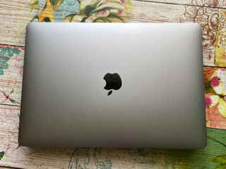 MacBook Air m1 2020 foto 3