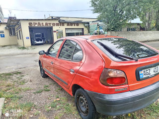 Renault Megane foto 9