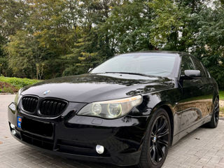 BMW 5 Series foto 5