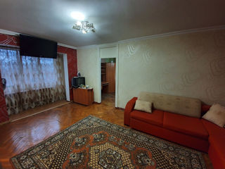 Apartament cu 2 camere, 47 m², Botanica, Chișinău foto 1