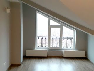 Apartament 96 m.p. euroreparație, parțial mobilat, tehnică. Ialoveni str.Al.cel Bun 58 000 euro foto 8