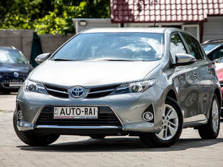 Toyota Auris foto 1