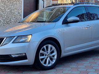 Skoda Octavia foto 3