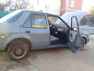 Ford Orion foto 2