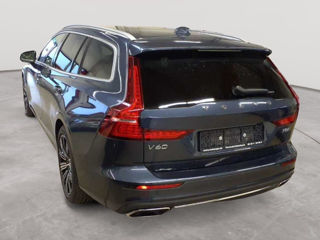 Volvo V60 foto 2