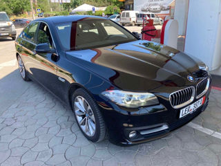 BMW 5 Series foto 9