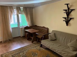 Se ofera spre chirie apartament cu 2 camere+salon, sect. Poșta Veche, str. Doina! foto 1