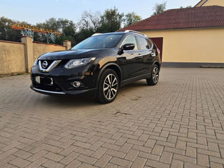 Nissan X-Trail foto 1