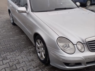 Mercedes E-Class foto 5