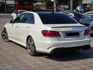 Mercedes E-Class foto 4