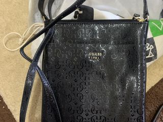 genti guess crossbody