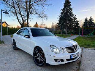 Mercedes E-Class