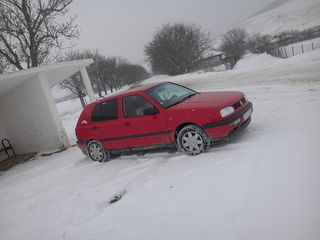 Volkswagen Golf foto 1